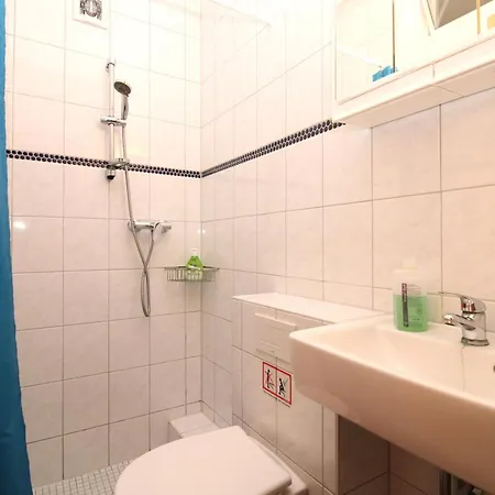 Апартаменты Droese, Haus 8b - 12 Rolli-gerecht Кюлунгсборн