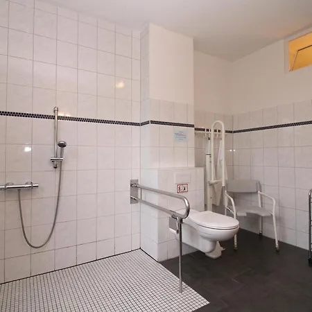 Droese, Haus 8b - 12 Rolli-gerecht Apartment Kuehlungsborn